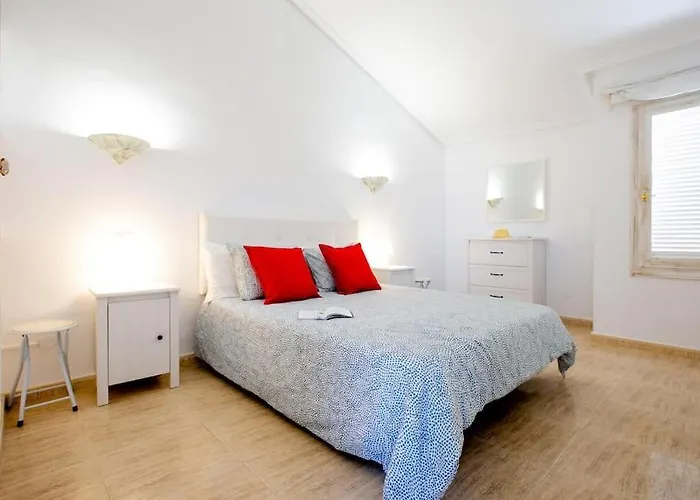 308 Modern In Apartment *